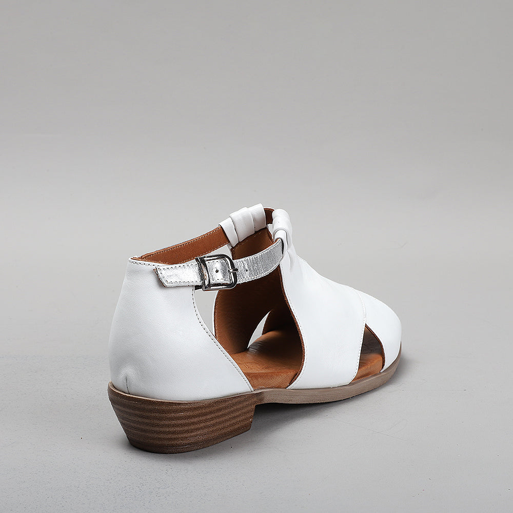 Digby -  White/Silver - LE SANSA