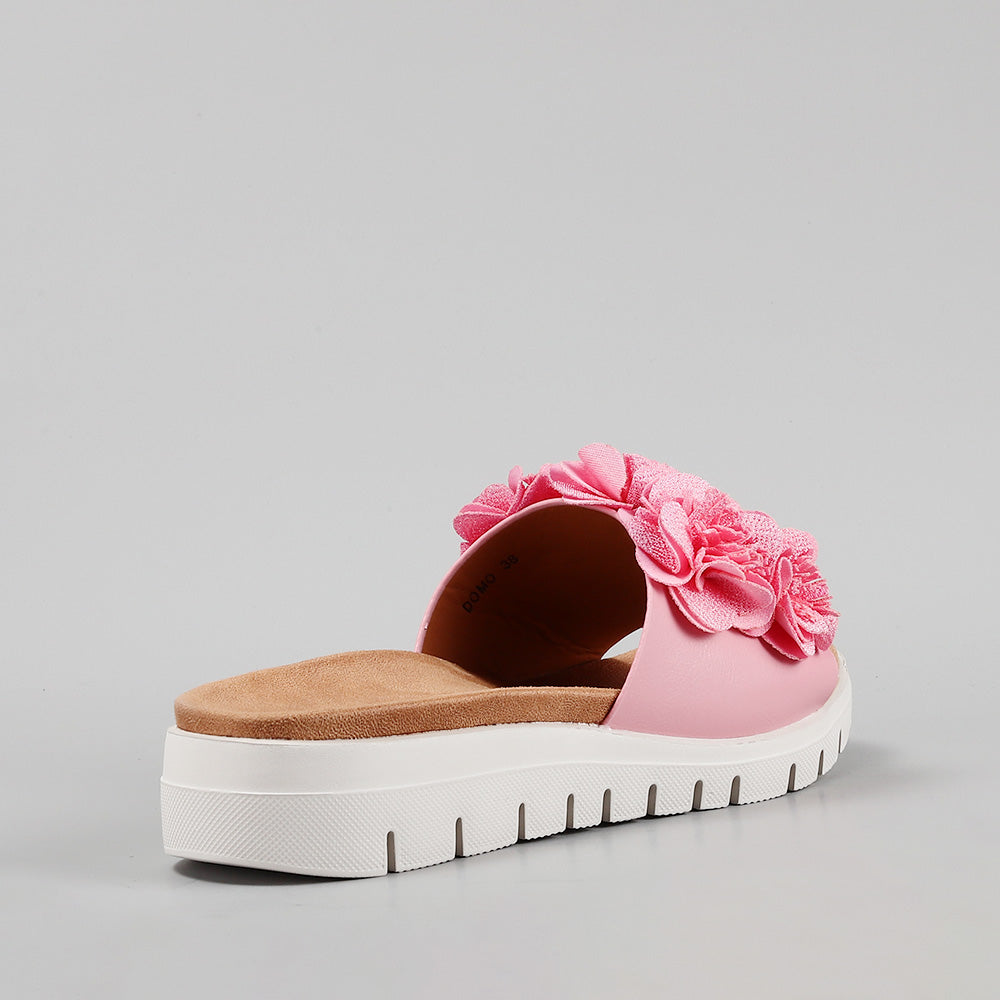 Domo - Baby Pink