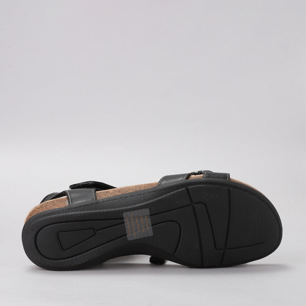 Ferro - Black - CC Resorts