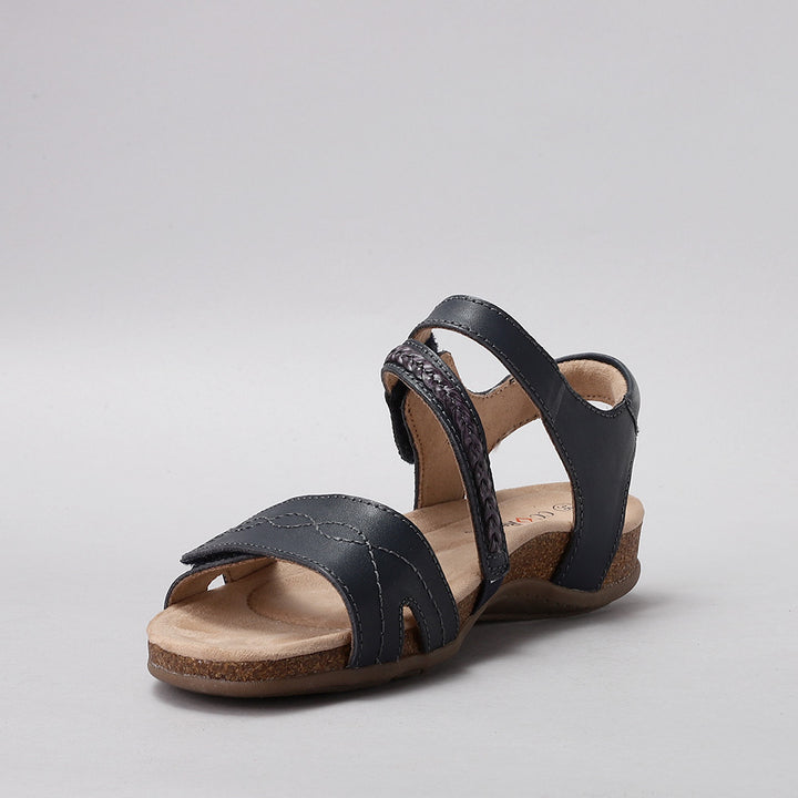 Ferro - Navy - CC Resorts