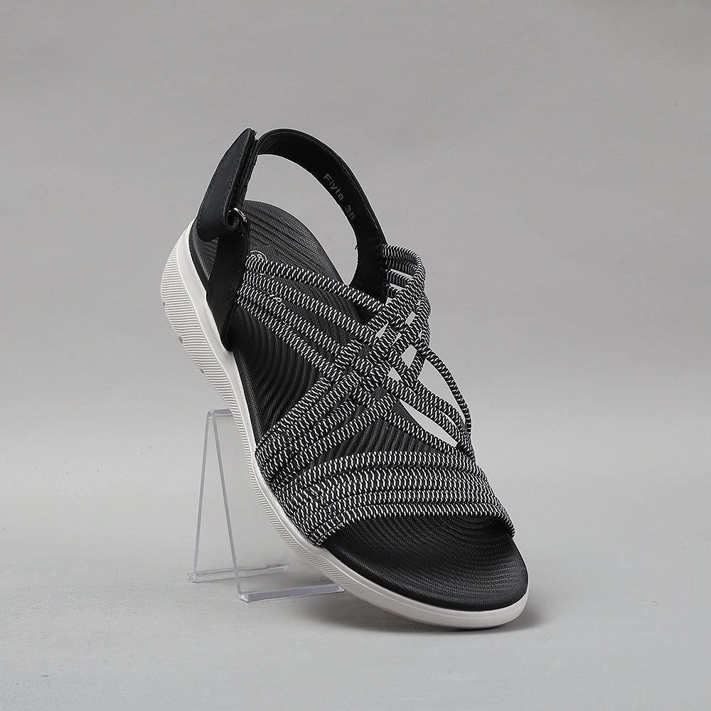 Flyta - Black - CC Resorts