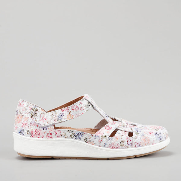 Nove - White Floral - CC Resorts