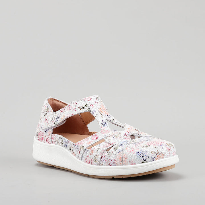 Nove - White Floral