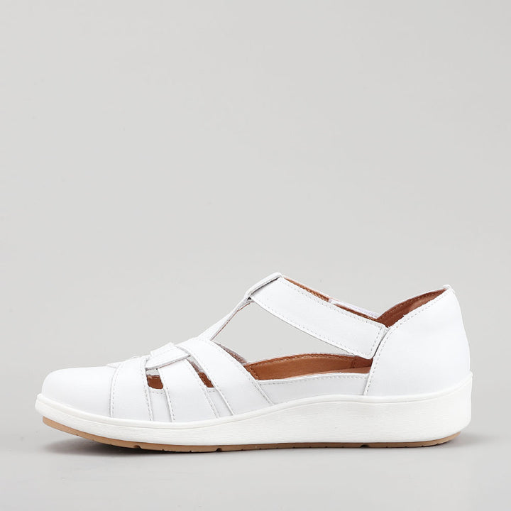Nove - White