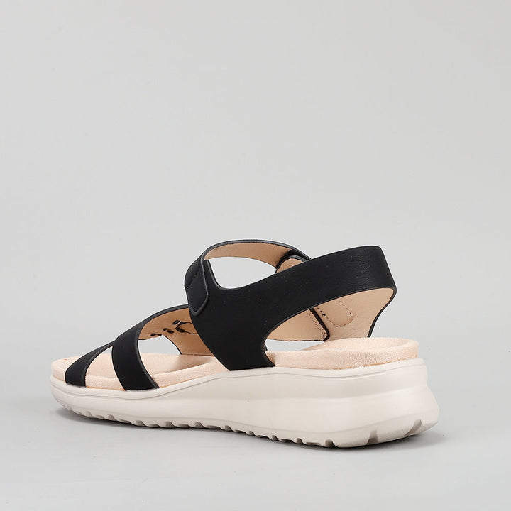 Penina - Black