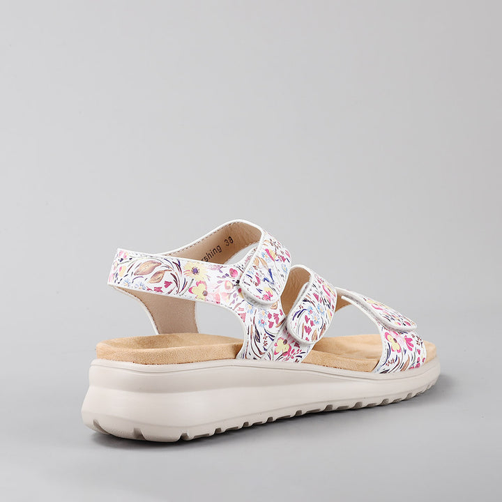 Pershing - White Floral