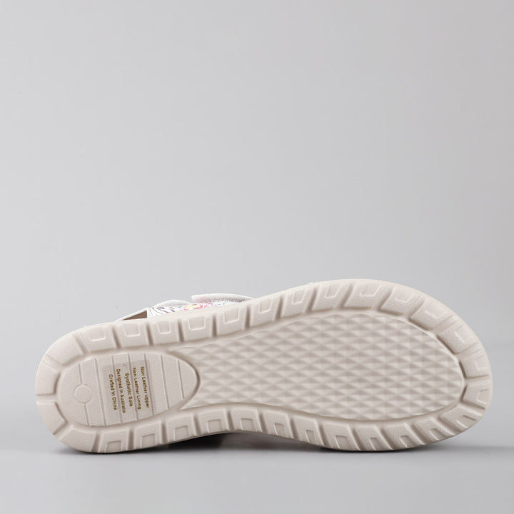 Pershing - White Floral