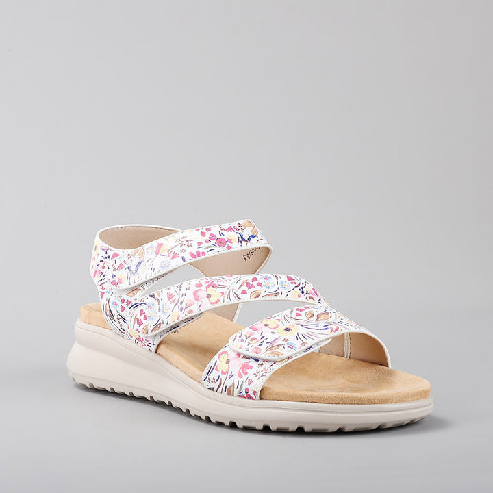 Pershing - White Floral