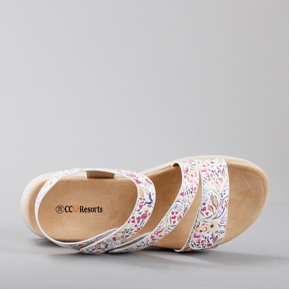 Pershing - White Floral