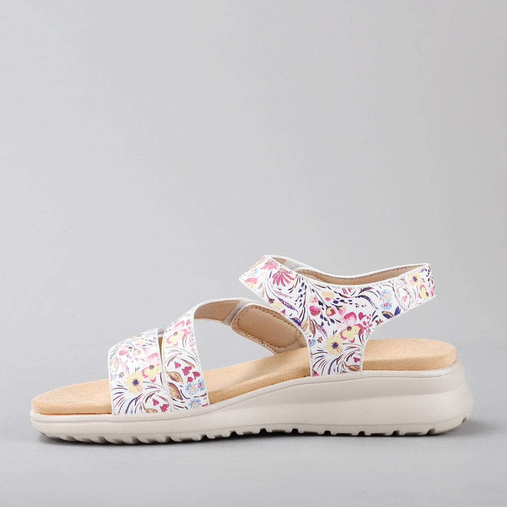 Pershing - White Floral