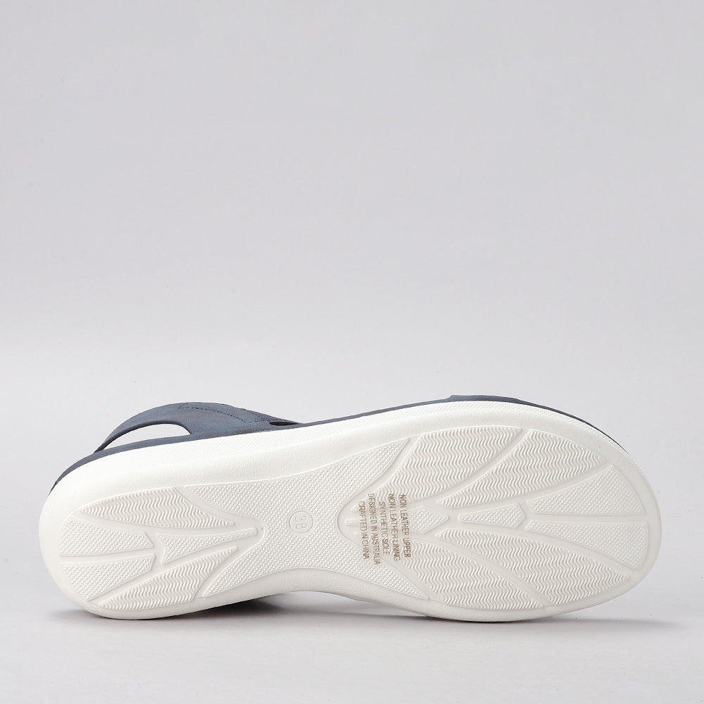 Qing - Navy - CC Resorts