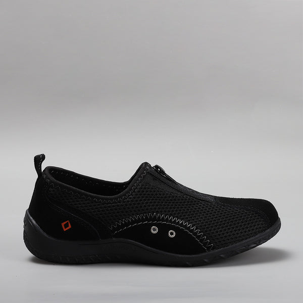 Sorrell - Black - CC Resorts