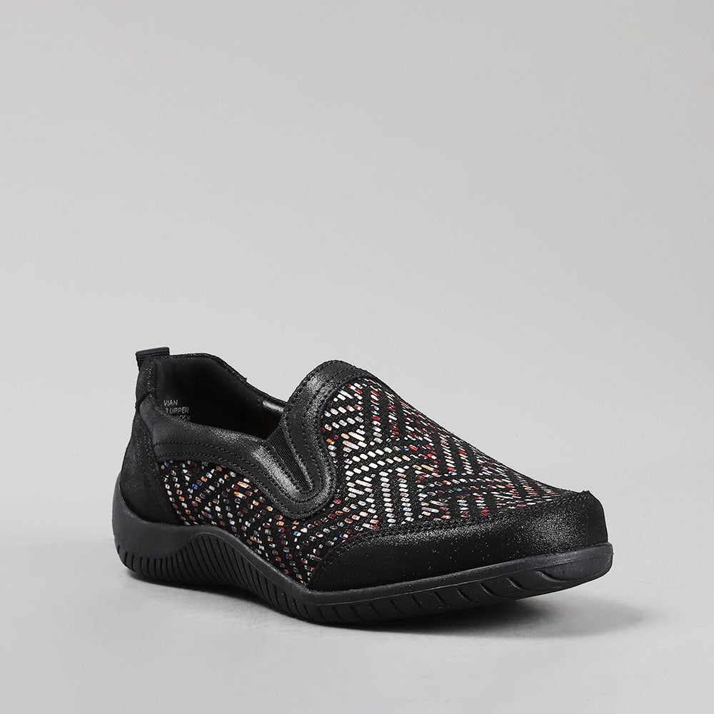 Tavian - Black Multi - CC Resorts