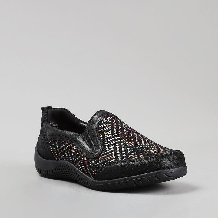 Tavian - Black Multi - CC Resorts