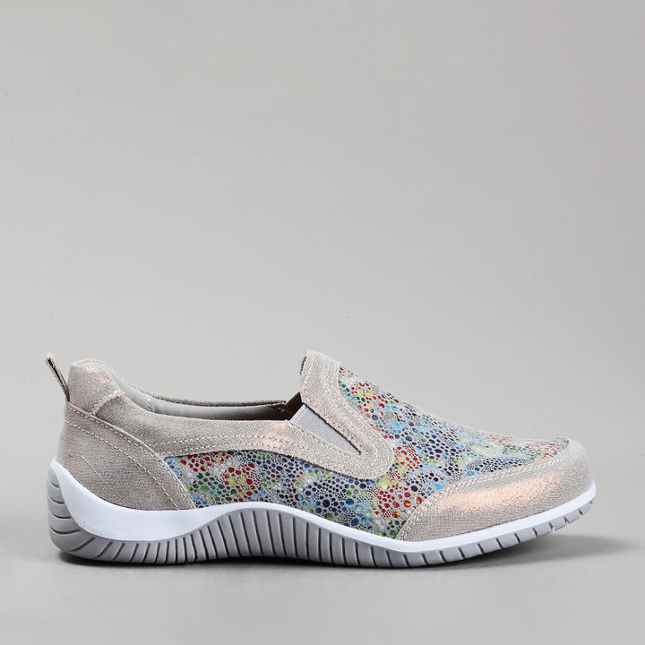 Tavian - Grey Floral - CC Resorts