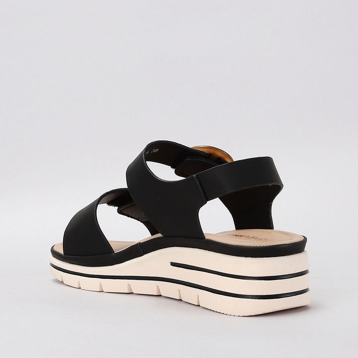 Yarra - Black - CC Resorts